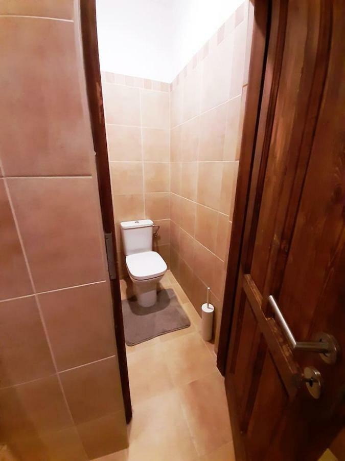 2 Bedroom Apartment Near Heroes Square بودابست المظهر الخارجي الصورة
