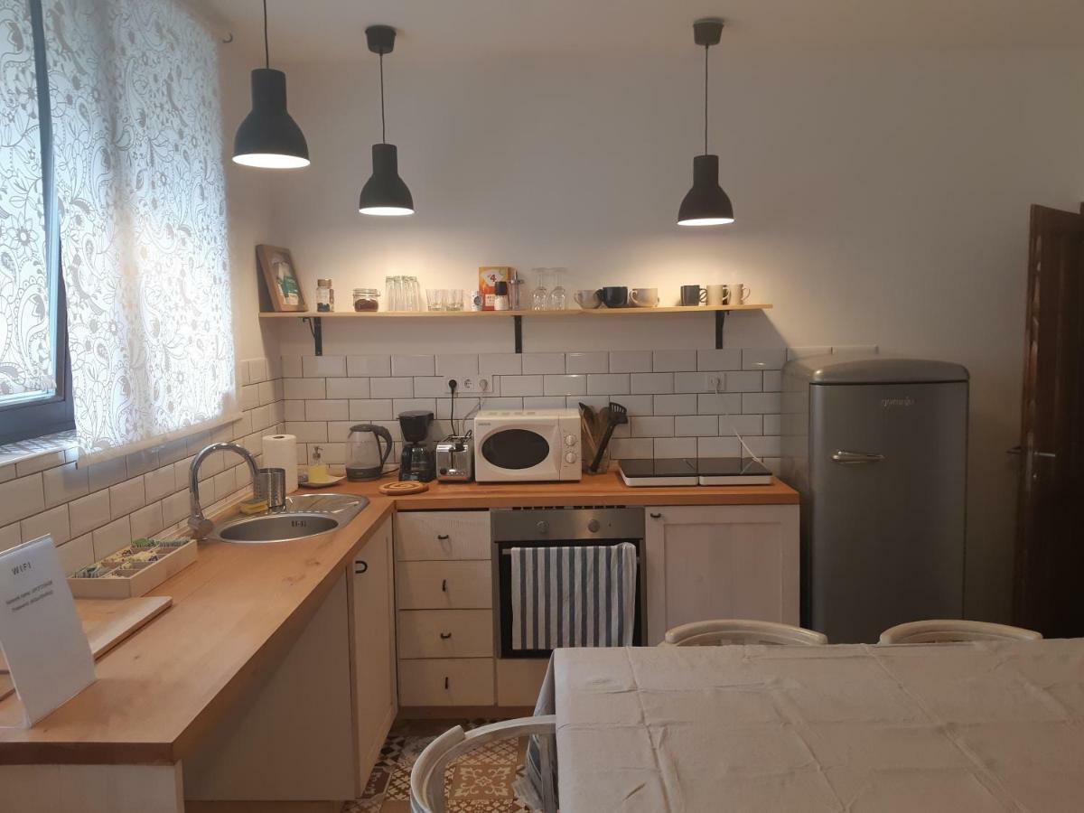 2 Bedroom Apartment Near Heroes Square بودابست المظهر الخارجي الصورة